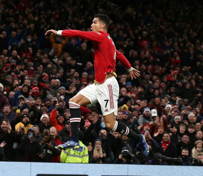 kaiyun官网-关于C罗连续十二场比赛得分超过比赛局势复杂,阿森纳不断突破!的信息-kaiyun官网